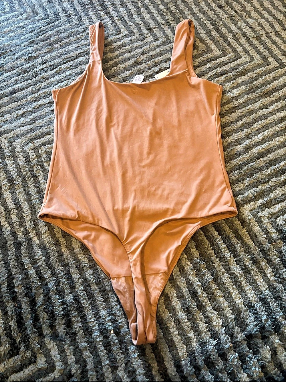 Skims One-Piece Swimsuit in Brown Size Medium NWT - Picture 3 of 5
